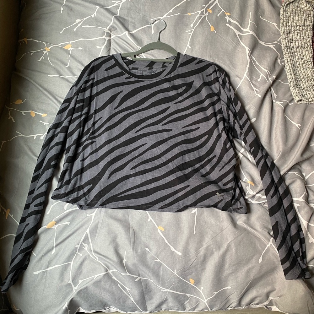 Cropped top